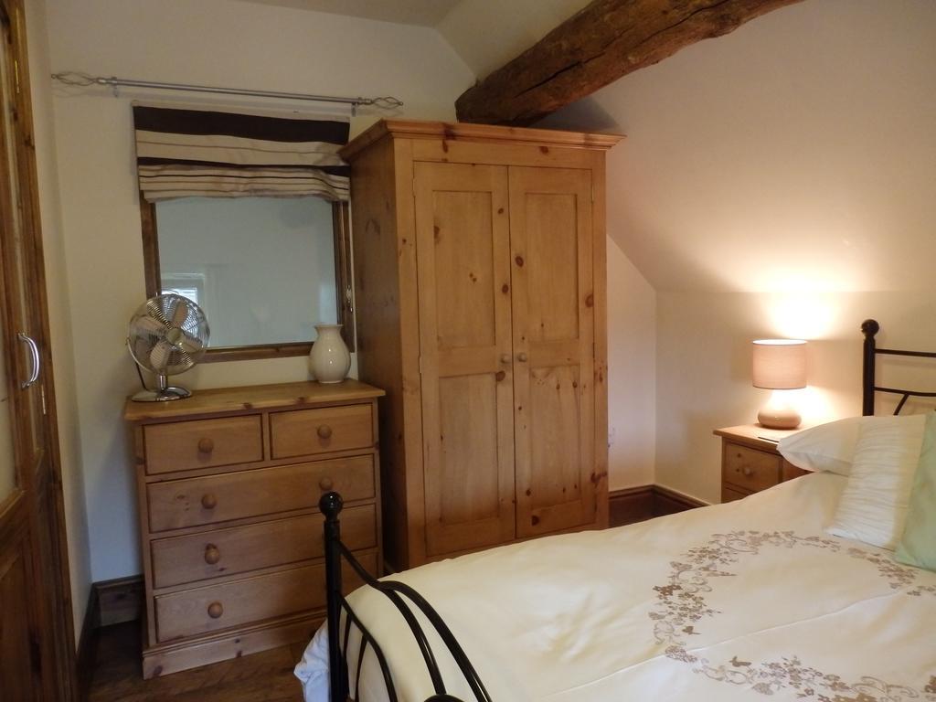 Pillarbox Cottage Матлок Екстериор снимка